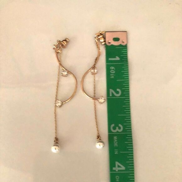Shooting Star Dangle Earring w/ Faux Pearls - Picture 4 of 4